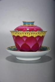 雍正款官窑瓷器珐琅彩荷花盖碗一对私人藏品珍品好物养眼收藏