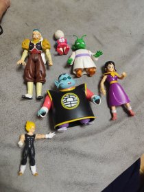 小人玩具6个