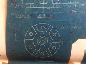 手绘，1960年，南明河渠化工程闸坝的闸门设计图。（108✖️77）cm