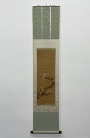 明 陈洪绶 梨花图宋裱立轴 绢本，画心76x26.5cm 整轴177x36.5cm