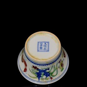 明成化斗彩红胎马蹄杯鸡缸杯 4.8/8.5厘米