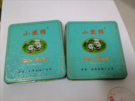 小熊猫铁皮烟盒（两盒）