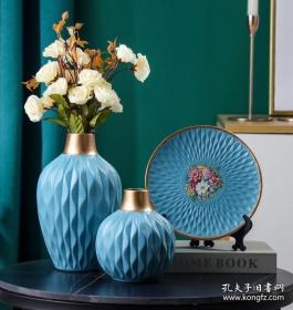（55元包邮）（三件套）闲置一套全新欧式陶瓷花瓶菱格形湖蓝色三件套，特 别漂亮上档次，无瑕疵，一套3件，瓷质细腻，做工精美，欧式风格，瓶+盘+瓶