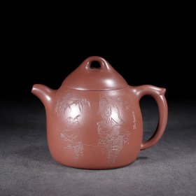 品名：秦权
底款：荆南山樵
盖款：顾景洲
1f
尺寸：14/11cm
容量：450cc
紫砂分类：原矿红泥
底款介绍：顾景舟（1915年一1996年），原名景洲，后改名为景舟。别称曼希、瘦萍、武陵逸人、荆南山樵，自号壶叟、老萍，中国工艺美术大师、宜兴紫砂名艺人、中国美术家协会会员。顾景舟曾自创堂号为自怡轩。他在壶艺上的成就