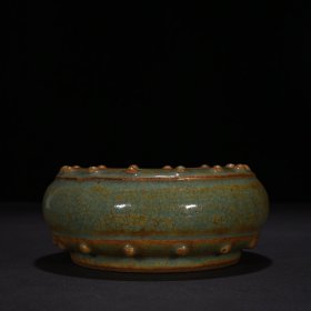 宋龙泉窑豆青釉鼓钉洗
