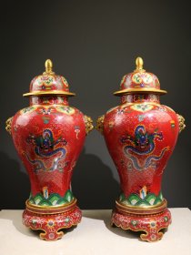 旧藏 铜铸造景泰蓝将军罐摆件一对   尺寸：单高60厘米长30厘米宽26厘米 总重34.5斤