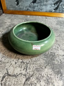 80年代，石湾绿釉笔洗水仙盆一只