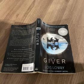 The Giver Movie Tie-In Edition 记忆传授者 电影版 英文原版