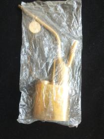 水烟袋(未开包装的)有寿星，寿字图案。