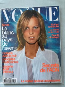 VOGUE PARIS April 1998 Eva Herzigova