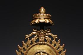 清代，帕拉风格铜鎏金金刚持观音立像
高24厘米，长8厘米，宽5.7厘米，重652克