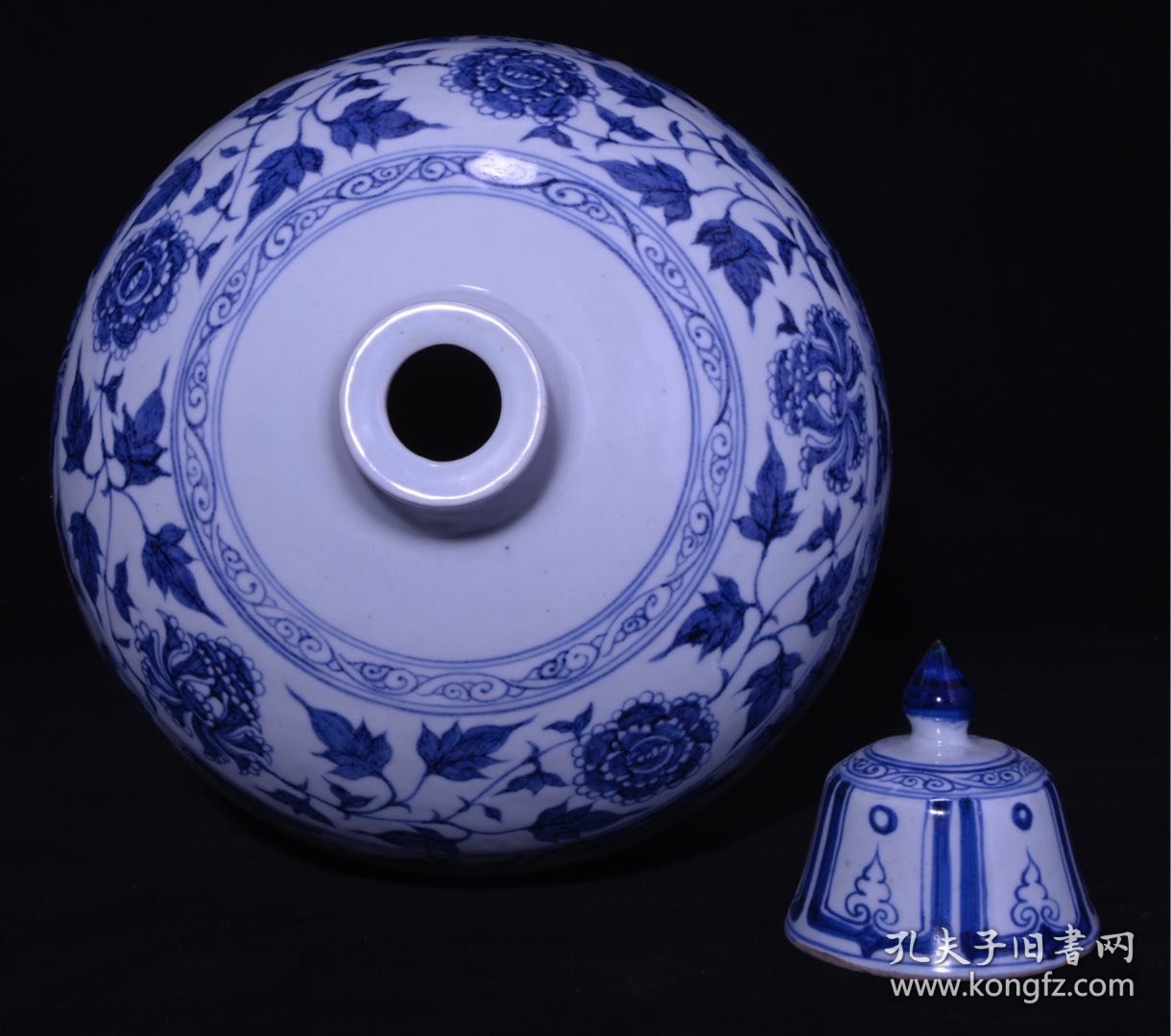 旧藏 元青花鬼谷子下山人物故事纹梅瓶 高49×25厘米