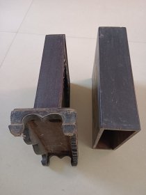 老佛龛 老供匣 外盒前后面有干裂 图六外盒一角有小磕残 图八底干裂纹 总高33 宽11.5/7.5 长28/23.5