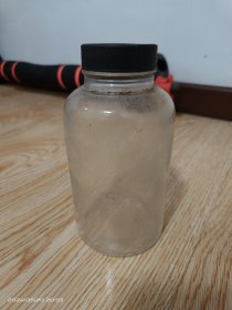 老玻璃瓶 玻璃罐子