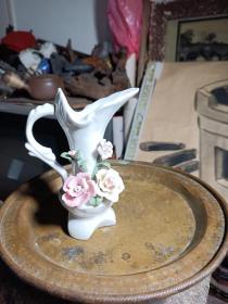 六十年代景德镇瓷贴花卉花瓶