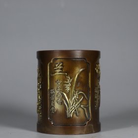 铜梅兰竹菊笔筒 摆件，品相如图 规格约：口径8厘米 高10厘米 重约400克
