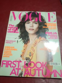 VOGUE AUGUST 2010 实物拍摄