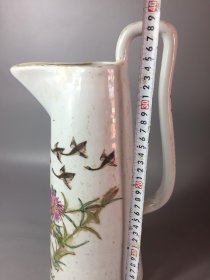 民国粉彩花鸟提壶一个，器型漂亮，装饰佳品，全品无瑕疵。