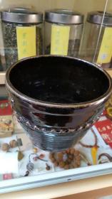 清代黑褐釉小瓷缸