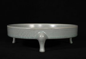 御字款，嵌螺钿人物纹三足支钉汝窑洗，2000