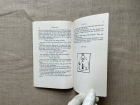 Ubu Roi (Dover Thrift Editions: Plays) 愚比王 【阿尔弗雷德·雅里戏剧名作，英文译本】留意厚度