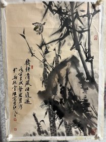 荣宏君，画家，文化学者，1973年生于山东。幼喜翰墨，性近文史。少年负笈京华，拜师著名学者、文博大家史树青先生，习读书、鉴赏之学；后又师随著名画家于志学先生赴青藏高原，入新疆大漠，访敖鲁古雅；美术史治学则师承当代著名美术评论家张晓凌先生。作品保真