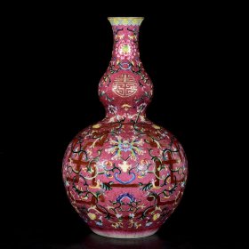 清乾隆勾花珐琅彩花卉如意纹葫芦瓶；40x23；