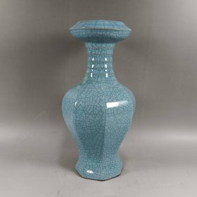 宋代汝窑开片八方盘口瓶 （24×11cm）