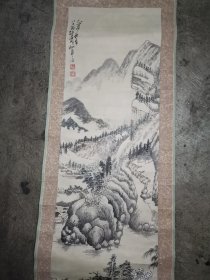 民间收老字画 张老仙于仙华居水墨溪山图，字画俱好，堪称一绝。