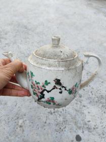 七十年代手绘“喜上梅梢”全品瓷器茶壶