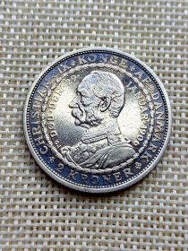 丹麦2克朗银币 1906年弗雷德里克八世和克里斯蒂安九世换位纪念 一面起彩（九世接位）一面底光（八世逝世） 好东西不要错过 oz0518-0