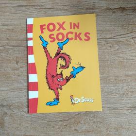 Fox in Socks (Dr. Seuss: Green Back Books)[穿袜子的狐狸(苏斯博士绿背书)]