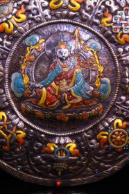 天铁纯手工敲打,錾刻,描彩唐卡,高41宽36.重约1500克…………