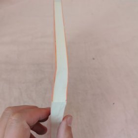 虫洞书简（亲子共读版）：给孩子的50堂成长故事课（虫洞书简出版方新作）