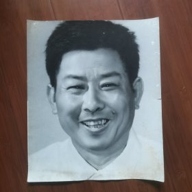 70、80年代大尺幅黑白人像照片。30.5x26㎝