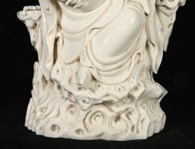 旧藏 明德化窑何朝宗款自在观音一尊 高46×24厘米