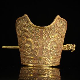 旧藏下乡收纯铜鎏金发簪官帽
品相保存完好  做工精细
重682克         长:10厘米       宽:10.5厘米