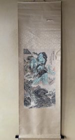 保真书画，近现代画家，唐毓义山水画佳作75*40cm，原装裱立轴（裱工略伤品相如图，讲究可以裁齐装镜框或者重新揭裱一下均可）。