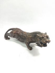 铜招财老虎一个，品相如图