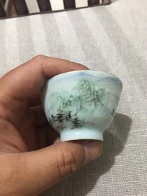 民国浅降彩山水人物小杯子，全品，画工好，老瓷器收藏佳品