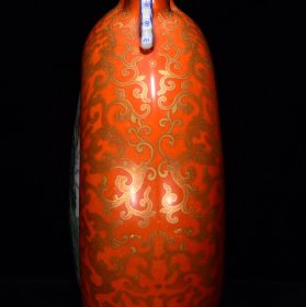 清乾隆胭脂红描金人物故事纹扁瓶尺寸30*24厘米编号13462580053