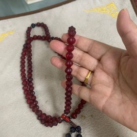 清代老硫璃佛珠108颗。 年代久远。