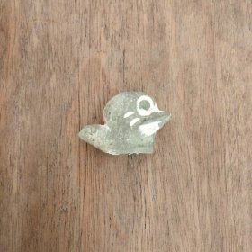 古代琉璃残件鸟