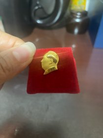 足金（毛主席像章）