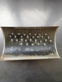 老照片山西机器厂金工部全体干部迎接上山下乡合影留念1957年11月26日19.5厘米x14.5厘米