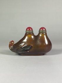 旧藏老玛瑙双联葫芦形鼻烟壶，规格：长7.2cm宽2.8cm高4.6cm重91克