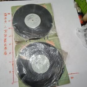 黑胶唱片   黄梅戏【天仙配】选段，共二张，由严凤英，王少舫演唱
