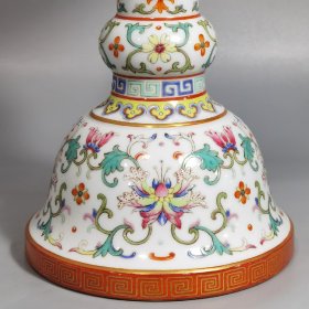清乾隆时期 粉彩描金缠枝宝相花五蝠捧寿纹高足供盘