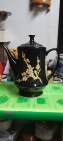 七八十年代铜山乌金釉瓷茶壶一个！工艺精美，器型高雅！20x20厘米。好品，完整！