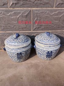民国喜字罐一对，包浆醇厚，值得收藏